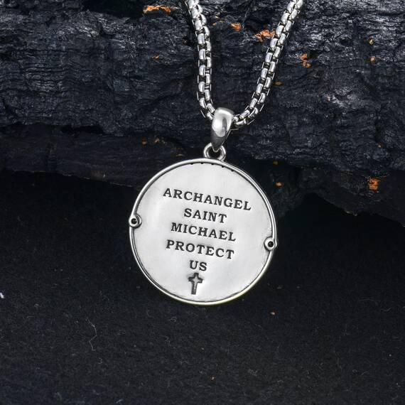 Shusukue Halskette mit Heiligem Michael, 925er Sterlingsilber, Anhänger mit Erzengel-Michael-Medaille, Amulett, Talisman des Heiligen Michael, Schild, Geschenk für Männer und Väter
