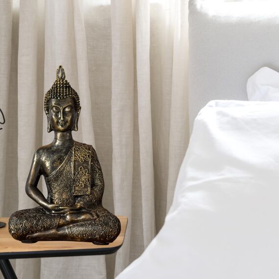 Thai Buddha Statue - Statuette Zen und Feng Shui Dekoration - Bringt eine beruhigende und entspannende Atmosphäre in Ihr Zuhause - Statue Glücksbringer Farbe Bronze - Höhe: 21cm - Zen'Light