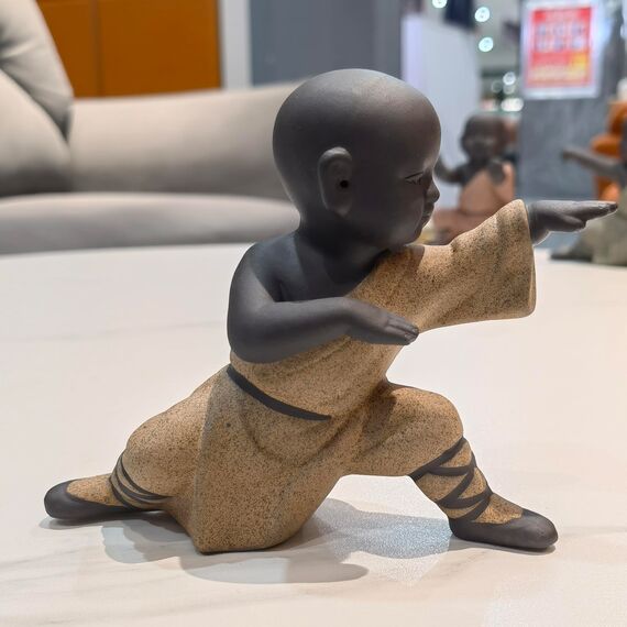 Pevfeciy Buddha Figur,Kung Fu Mönch Statuen,Zen Tischdeko Dekoration,Feng Shui DekoFiguren,Teetablett Ornamente,Desktop Deko Skulptur für Innen
