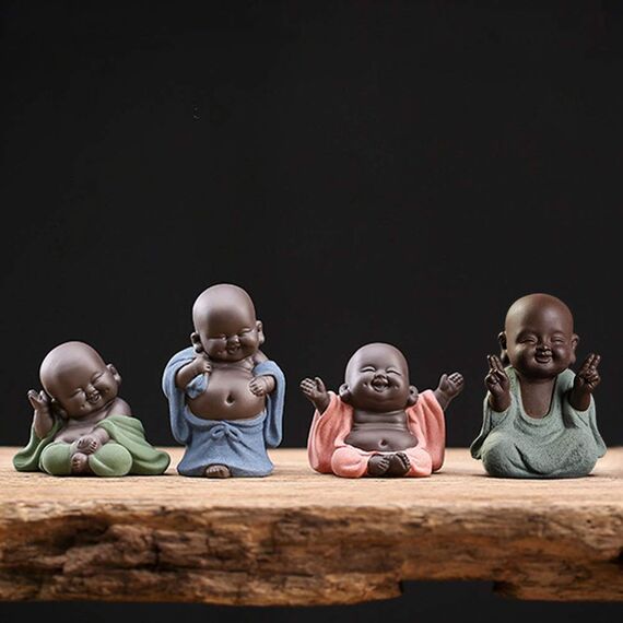 Kingzhuo Kleine süße Buddha-Statue aus Keramik, Mönch-Figur, kreative Baby-Bastelpuppen, Ornamente, Geschenk, klassische chinesische feine Keramik, Tee-Zubehör, 10 cm hoch (6x10 cm)