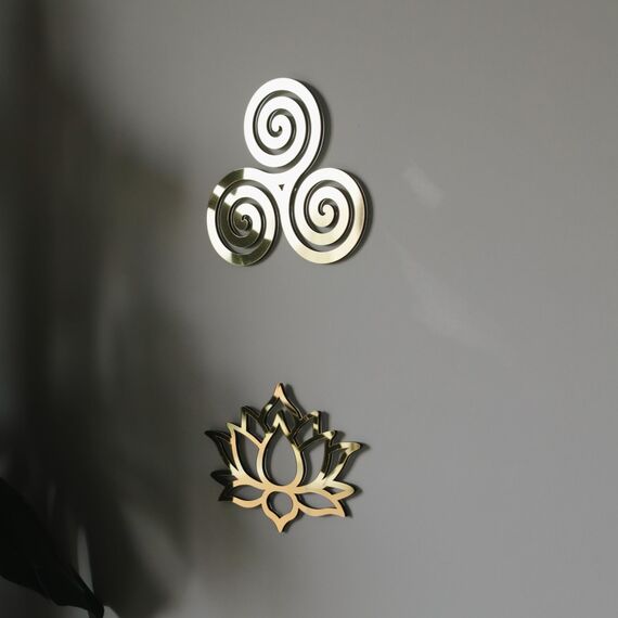 orenda design Wandkunst, Motiv: Heilige Geometrie, Gold, 3 Stück (Triskelion-Lotus-Blume-Triquedra), Zen, Heimdekoration, Yoga, Meditation, Wandkunst, spirituelles Geschenk (Art3)