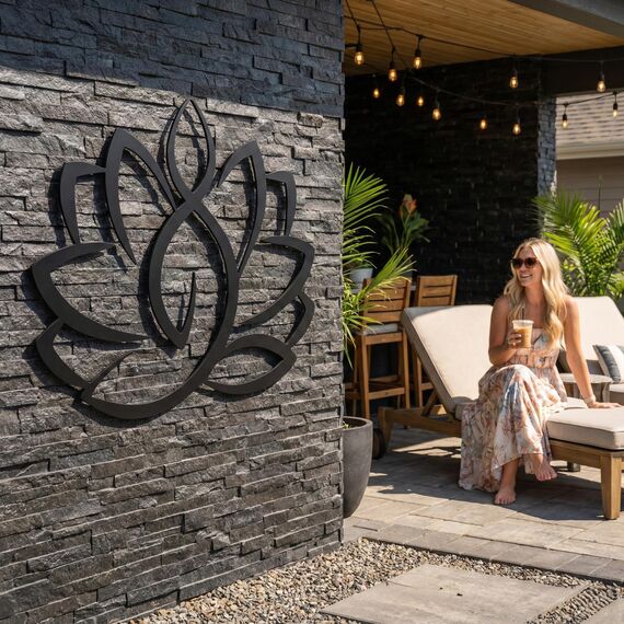 Metall-Wand-Dekor, Lotus-Blumen-Kunst, Home Decor Yoga-Schild, böhmische Kunstwerke (60 x 49 cm)