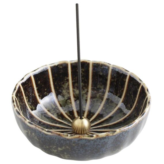 Asayu Japan Räucherstäbchenhalter - Grüner Lotus - Für Stäbchen 10cm, Made in Japan, Traditioneller Keramik Aschefänger, Inklusive Abnehmbarer Messingständer - Für Yoga, Meditation und Entspannung