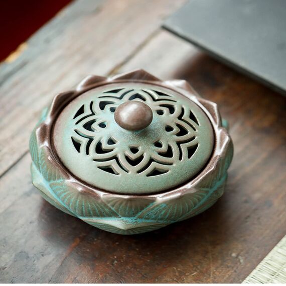 zhongguoqiaomao Räuchergefäß Lotus Keramik Weihrauchbrenner Weihrauchbehälter Räucherschälchen Räucherschale mit Deckel Räucherkegel Kupfergefäß Mini Aromatherapie Halter für Zuhause