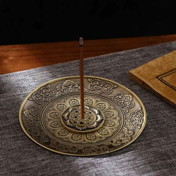 Räucherstäbchenhalter, Zinklegierung Lotus Weihrauchbrenner mit 9 Löchern, Lotus Aromatherapy Zubehör mit Ash Catcher für Haus, Schlafzimmer, Yoga-Raum, Meditationsraum (Bronze)