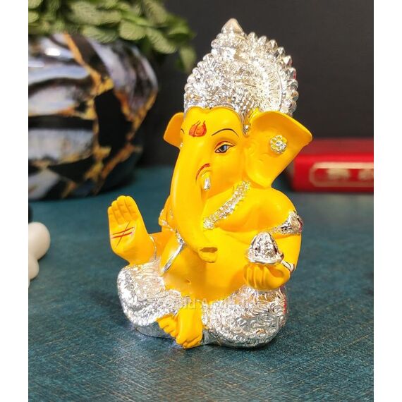 Gold Art India Ganesha-Idol für Auto, Armaturenbrett, Gott, Ganesha, Idol für Heimdekoration, Ganpati für Geschenk, Büro, Tischregale, Geschenk, Idol, 8,9 cm, Silber-Mango, Idol