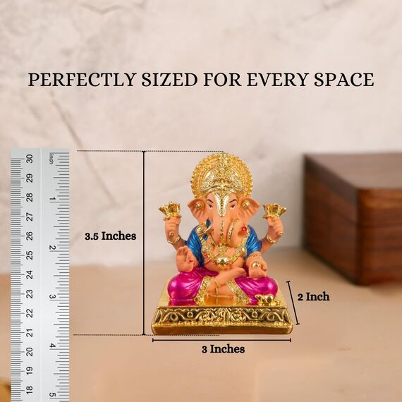 House Of Wemy Vergoldetes Lord Dagdusheth Ganesha Idol für Auto-Armaturenbrett, Ganesh Murti für Heimdekoration, Geschenk und Pooja-Zimmer, Kunstharz (mehrfarbig, 8,9 cm) – 1 Stück