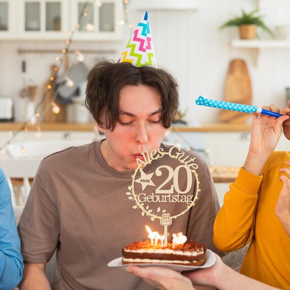 Giftota Cake Topper 20. Geburtstag Holz mit LED Lichterkette - 20. Geburtstag Deko Jungen Mädchen - Tortendeko 20. Geburtstagsdeko - Kuchen Deko für 20. Geburtstagsdeko