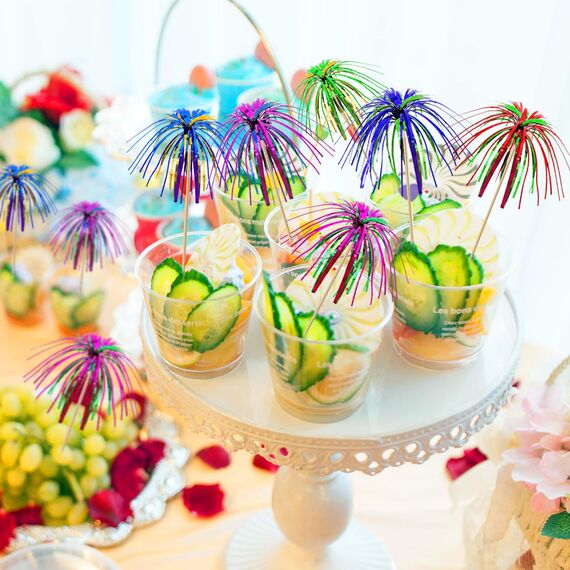 OMIGA Cocktail Deko Cocktailspieße 100 Stück Cocktail Picks Feuerwerk Sticks Eislametta Cocktailspieße für Party Dekorationen Zahnstocher Palme Geburtstagsbars Supplies Mehrfarbig