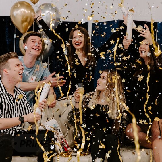 PrimePure Konfettikanone Gold Sterne Party Popper - 2 Stück - Konfetti Kanone Perfekt für Feier, Geburtstag, Karneval, Hochzeiten und Festliche Veranstaltungen
