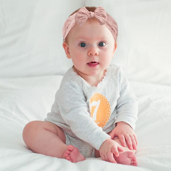 2 Stück Baby Turban Stirnband Baby Mädchen Nylon Stirnbänder Baby Schleife Stirnband Weiche Schleife Kopfbedeckung Elastische Haarbänder für Neugeborene, Kleinkinder (Rosa und Weiß)
