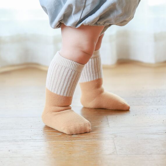 J Poqobog Kleinkind Baby Mädchen Jungen Socken stoppersocken kinder abs rutschfeste kindersocken für Baby antirutschsocken 8Paar (DE/NL/SE/PL, Alter, 12 Monate, 24 Monate, Rot 8 Paar)
