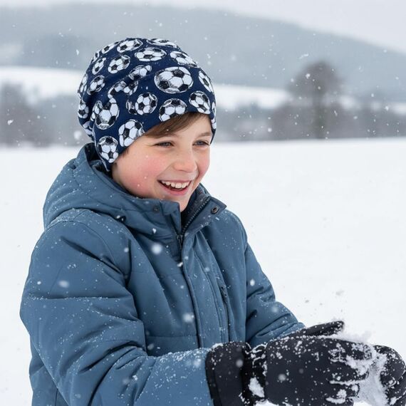 Wollhuhn Kinder Beanie – Zweilagige Longbeanie aus Jersey, wendbar & weich – innen grau – Handmade in Deutschland – ganzjährig (DE/NL/SE/PL, Numerisch, 52, 54, Fußball Dunkelblau)