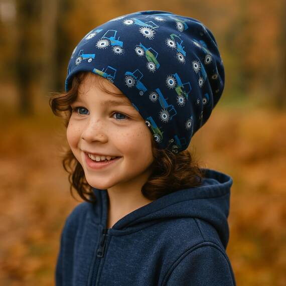 Wollhuhn Kinder Beanie – Zweilagige Longbeanie aus Jersey, wendbar & weich – innen grau – Handmade in Deutschland – ganzjährig (DE/NL/SE/PL, Numerisch, 56, 58, Traktor/Trecker Dunkelblau)
