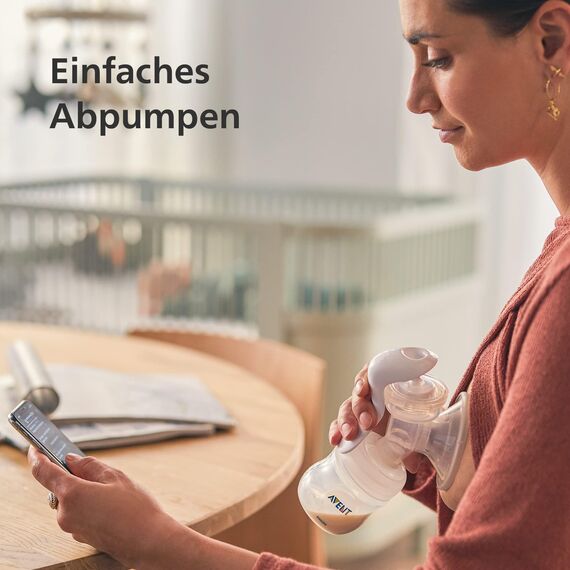 Philips AVENT Handmilchpumpe - einfaches Abpumpen, mit Natural-Motion Technologie, BPA-frei (Modell SCF430/01) Transparent