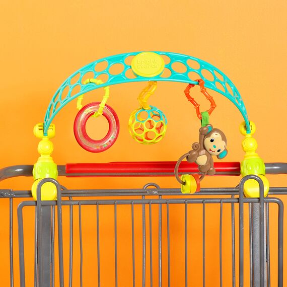Bright Starts Oball, Spielbogen für den Kinderwagen aus flexiblem, festem Oball-Material für einfaches Greifen