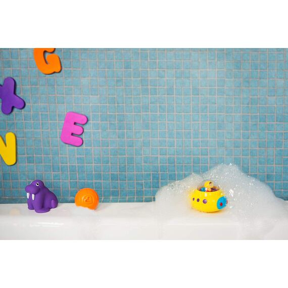 Munchkin Undersea Explorer Bath Toy | Fun & Interactive Baby Bath Toy for Children and Toddlers | Baby Essentials | 1 pack