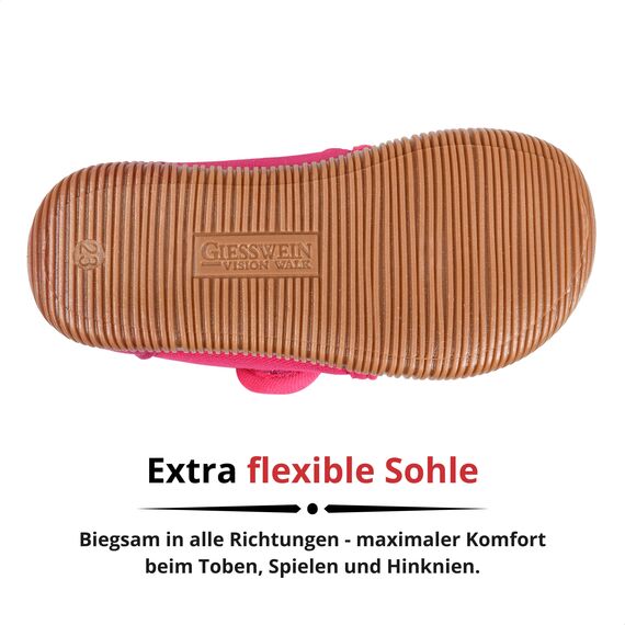 Giesswein Hausschuh Strass Slim Fit - Hausschuhe mit Klettverschluss für Jungen & Mädchen, Hoher Hausschuh für Kinder aus Baumwolle, Unisex-Kinderhausschuhe, rutschfest, Ideal für den Kindergarten, Himbeer, 28 EU