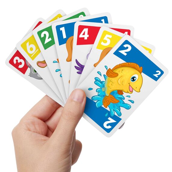 Mattel Phase 10 Junior - Rommé-artiges Spiel mit Mehreren Spielebenen, 56 Karten mit Tierbildern, für 2 bis 4 Spieler, für Kinder ab 4 Jahren, GXX06