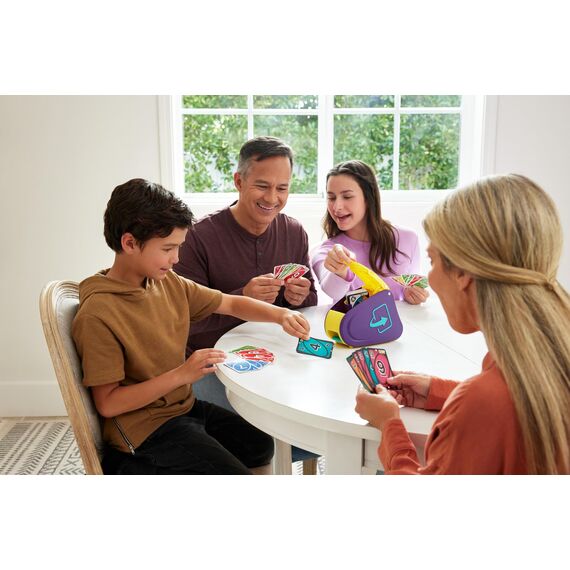 Mattel Games - UNO Flip Extreme Kartenspiel für Kinder, Erwachsene und die Familie, kombiniert UNO Flip und UNO Extreme in einem einzigen Spiel, Familienspiel ab 7 Jahren, JCH61
