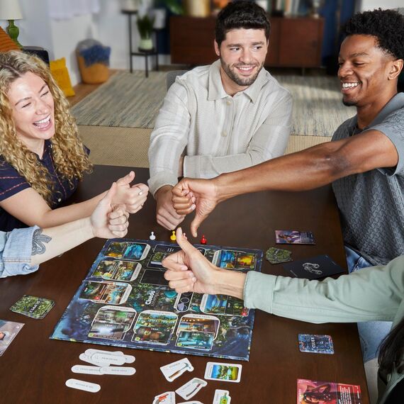 Hasbro Gaming Cluedo Conspiracy Brettspiel für Erwachsene und Jugendliche, deutsche Version des Mystery Games, für 4-10 Spieler und ab 14 Jahren