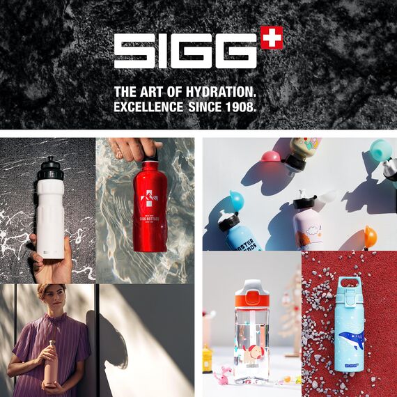 SIGG VIVA ONE Football Kinder Trinkflasche (0.5 L), schadstofffreie Kinderflasche mit auslaufsicherem Deckel, einhändig bedienbare Trinkflasche für Kinder