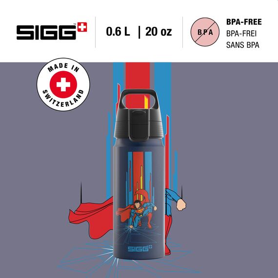 Sigg - Alu Trinkflasche Kinder - WMB ONE Superman Blau - Kohlensäuregeeignet - Auslaufsicher - Federleicht - BPA-frei - Klimaneutral Zertifiziert - Sport & Schule - Blau - 0,6L