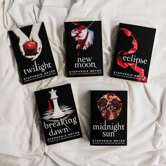 Eclipse (The Twilight Saga, 3)