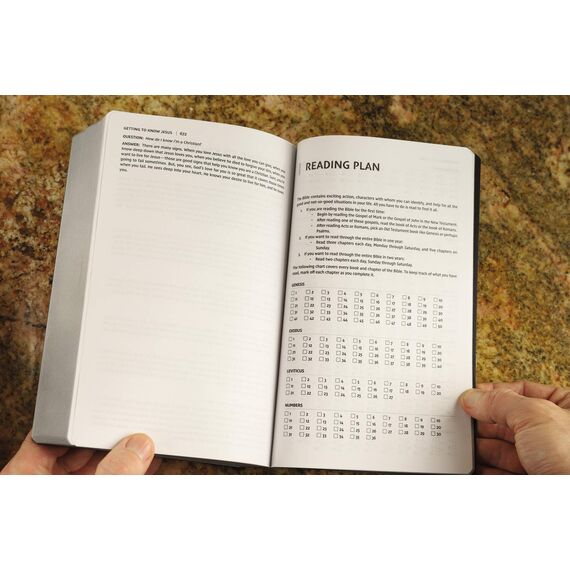 NIV, Holy Bible, Soft Touch Edition, Leathersoft, Black, Comfort Print: New International Version, Black, Leathersoft: Soft Touch Edition: Comfort Print