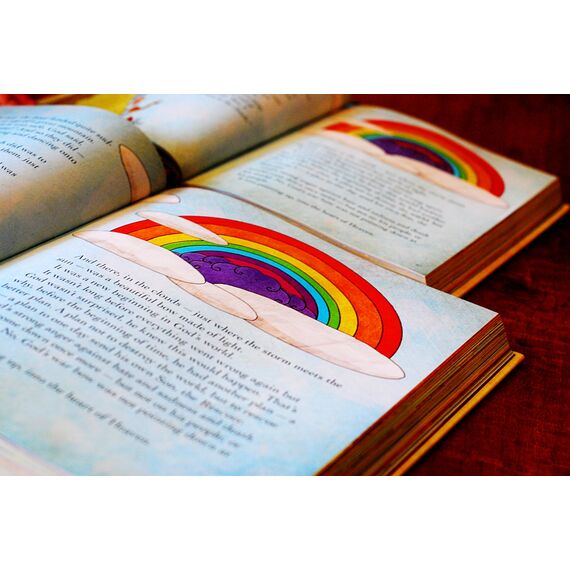 The Jesus Storybook Bible, Read-Aloud Edition: Every Story Whispers His Name