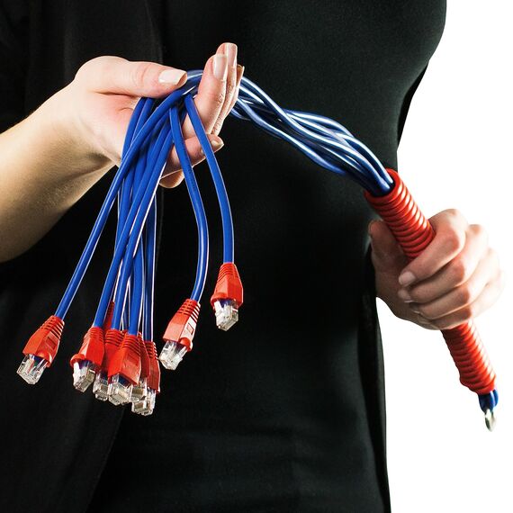 getDigital Netzwerkpeitsche CAT5 o Nine Tails | Perfektes Sysadmin-Geschenk | Ideal zum Züchtigen dummer User, mit Metallöse zum Aufhängen