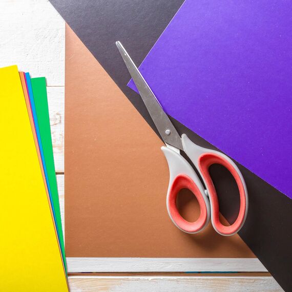 PLAY-CUT Fotokarton A4 Set (300g/m2) | 50 Bogen Din A4 Foto Karton Bunt mit 10 Verschiedenen Farben | Dickes Foto Papier | Premium Druckerpapier Dicke Stärke | Karton zum Basteln Drucken