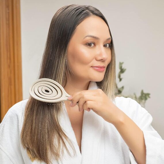 Ninabella Haarbürste ohne Ziepen - Bürste für Damen und Herren - Detangler Bürste auch für Locken & Lange Haare - Entwirrbürste Haarbürsten - Natur