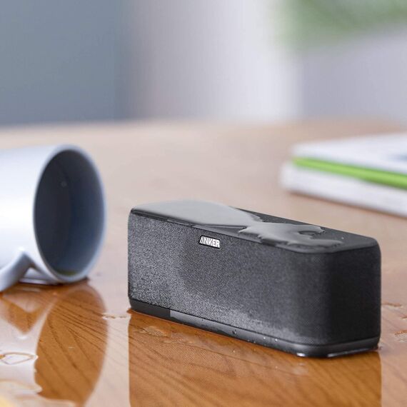 Anker SoundCore Boost Bluetooth Lautsprecher, BassUp Technologie, IPX7 Wasserschutz, 12 Std Akku, 20m Reichweite, Duale Treiber, intensiver Bass, EQ