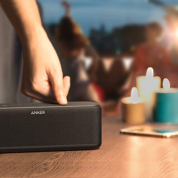 Anker SoundCore Boost Bluetooth Lautsprecher, BassUp Technologie, IPX7 Wasserschutz, 12 Std Akku, 20m Reichweite, Duale Treiber, intensiver Bass, EQ