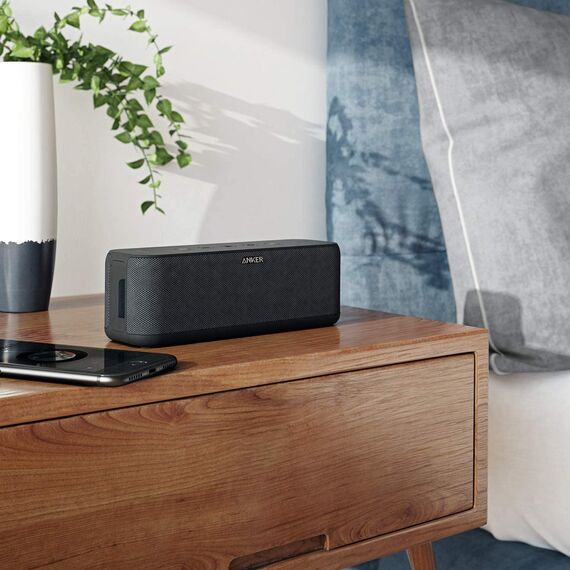 Anker SoundCore Boost Bluetooth Lautsprecher, BassUp Technologie, IPX7 Wasserschutz, 12 Std Akku, 20m Reichweite, Duale Treiber, intensiver Bass, EQ
