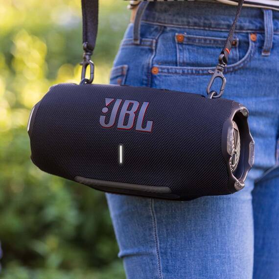 JBL Xtreme 4 Musikbox in Blau – Tragbare Bluetooth-Lautsprecher-Box mit tiefem Bass, KI-Sound-Boost und integrierter Powerbank – Wasserfest und staubfest – 24 Laufzeit