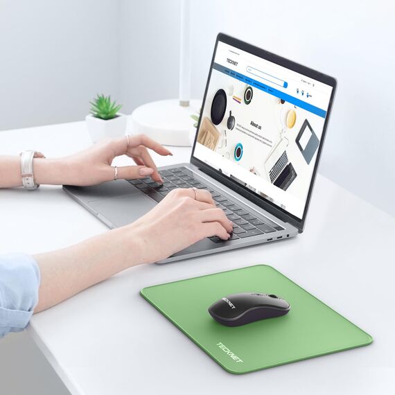 TECKNET Mauspad, 280 x 210 mm Gaming Mousepad mit Wasserdicht und Rutschfester Gummi für PC-Büro, Arbeit, Gaming, Studium, Laptop, Computer, Zuhause-Reines Grün