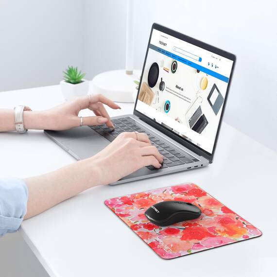 TECKNET Mauspad, 28 x 21 cm Gaming Mousepad mit Wasserdicht und Rutschfester Gummi für PC-Büro, Arbeit, Gaming, Studium, Laptop, Computer, Zuhause
