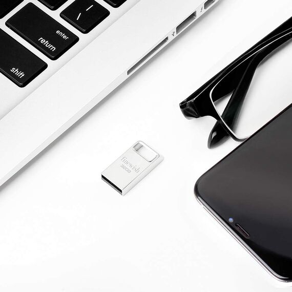 USB Stick 32GB, Metal Memory Stick USB 2.0 USB Stick 32GB USB Flash Drive mit Schlüsselanhänger für Schule Büro Auto PC Laptop (Silber)