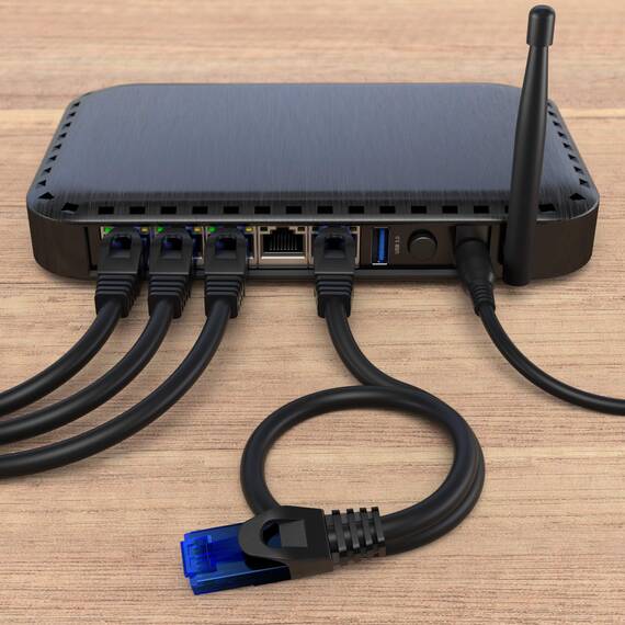 KabelDirekt Netzwerkkabel – Überträgt maximale deutsche Glasfaser-Geschwindigkeit – Netzwerk, Ethernet Kabel, LAN & Patch Kabel – 0,5m – In 0,25-30m – Gigabit-Netz, Router/Modem, RJ45 (schwarz)