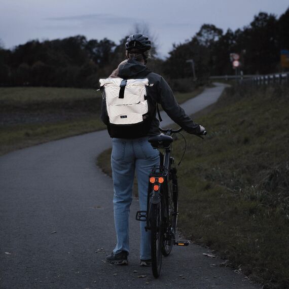 Ela Mo Rucksack Damen - Rolltop schön u. durchdacht - Laptop Rucksäcke für Frauen - Anti Diebstahl Tasche für Schule, Uni, Business (Night Edition Wave)