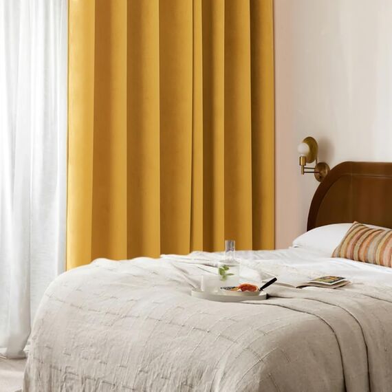 MIULEE Senfgelb Samtvorhang Ösen 2er Set 140X245, Blickdichte Vorhänge Samt für Schlafzimmer Wohnzimmer, Wunderschön Weich Vorhang Verdunkelung Velvet Curtains, Verdunkelnd Samt Gardinen Blickdicht
