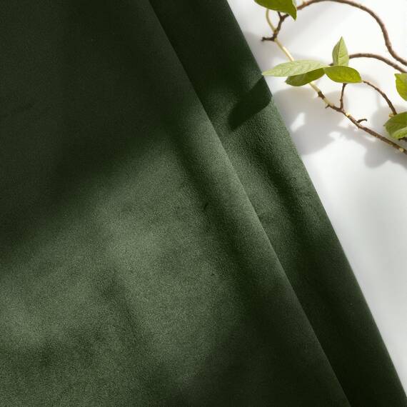 MIULEE Olivgrün Samtvorhang mit Ösen, Wunderschön Weich Samt Vorhänge Kurz für Schlafzimmer Wohnzimmer, 2 Stück Samt Gardinen Kurz Blickdicht Jedes 145 cm Lang, Dicker Thermovorhang Winter
