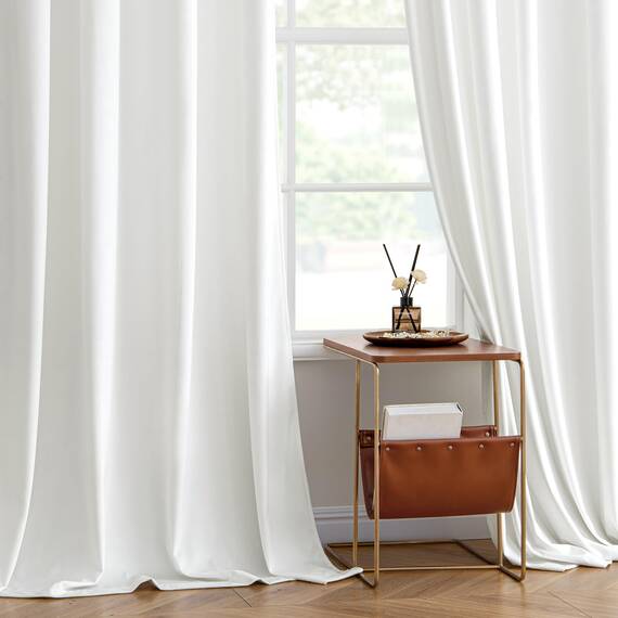 MIULEE Weiß Samtvorhang Ösen 2er Set 140X245, Blickdichte Vorhänge Samt für Schlafzimmer Wohnzimmer, Wunderschön Weich Vorhang Verdunkelung Velvet Curtains, Verdunkelnd Samt Gardinen Blickdicht
