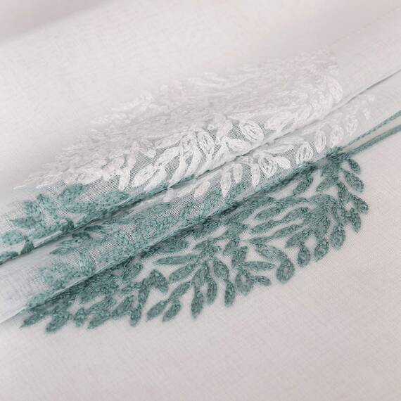 MIULEE Kurz Vorhänge Transparent mit Türkis und Weiss Blätter Muster, Modern Stickerei Gardinen Ösen Für Kleines Fenster Kurzgardine, 2er Set Schöne Blätter Muster Vorhang Fenster H 160 x B 140
