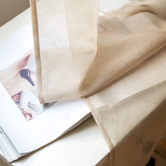 Woaboy Voile Gardinen Kurz Weiss Vorhänge Transparent Wohnzimmer mit Ösen Stores Gardinen Schlafzimmer Ösenvorhang Scheibengardine Schlaufengardinen Modern 2er Set 140x160 cm (B x H) Beige