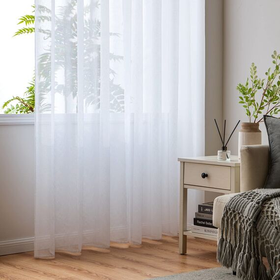 Woaboy Voile Gardinen Kurz Weiss Vorhänge Transparent Wohnzimmer mit Ösen Stores Gardinen Schlafzimmer Ösenvorhang Scheibengardine Schlaufengardinen Modern 2er Set 140x160 cm (B x H) Weiß
