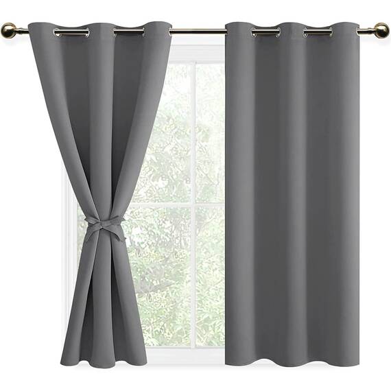 DWCN Verdunklungsvorhänge Kurz Vorhänge Blickdicht mit Raffhalter 2 Stücke Thermovorhang Kälteschutz Gardinen mit Ösen Wohnzimmer Schlafzimmer Ösenschal Vorhang Wärmeisolierend, Grau, 137x117cm(HxB)