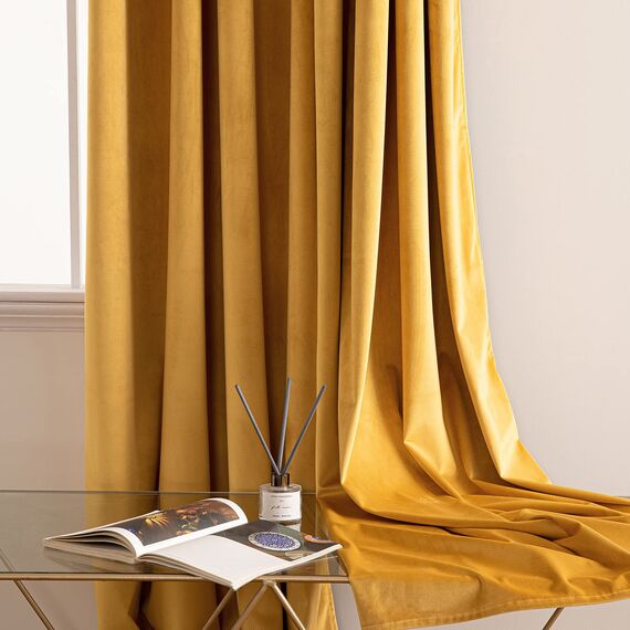 Woaboy Samtvorhänge Verdunkelungsvorhang Gardinen Samt mit Ösen Blickdicht für Wohnzimmer Blackout Curtains Thermovorhang Schalldämmend Schlafzimmer 2er Set 140x245cm (B x H) Gelb